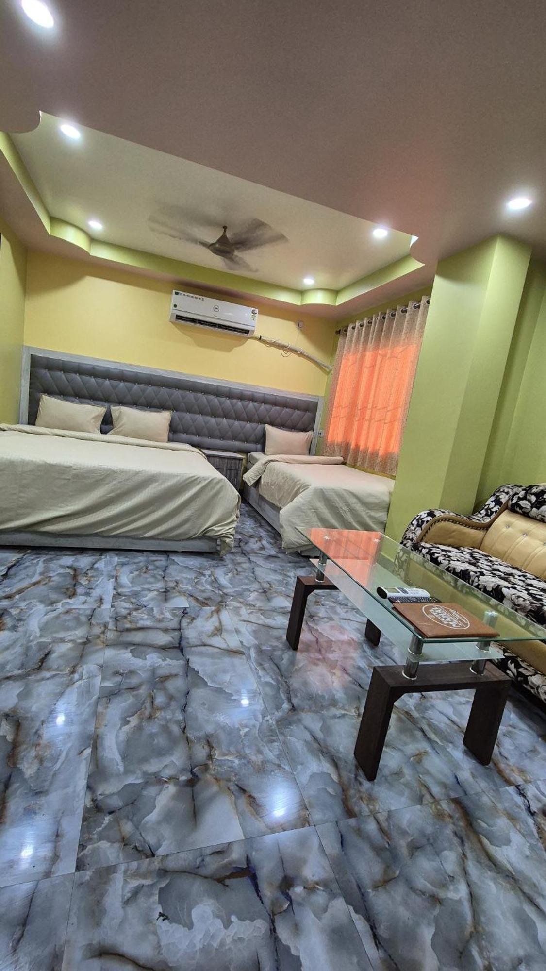 Hotel Mahal & Restaurant Kalyani Dış mekan fotoğraf